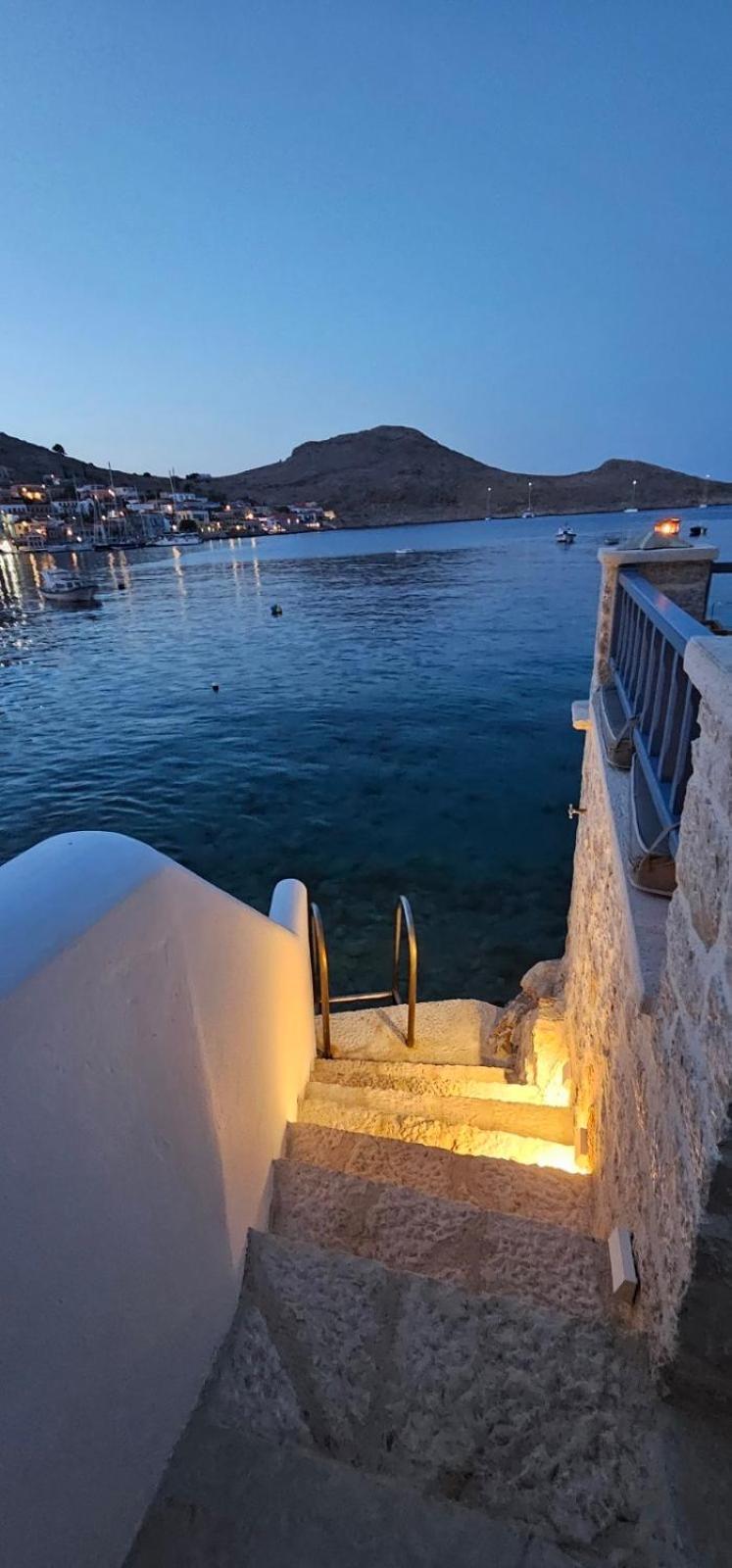 Halki Sea Breeze - A Waterfront Villa Dış mekan fotoğraf