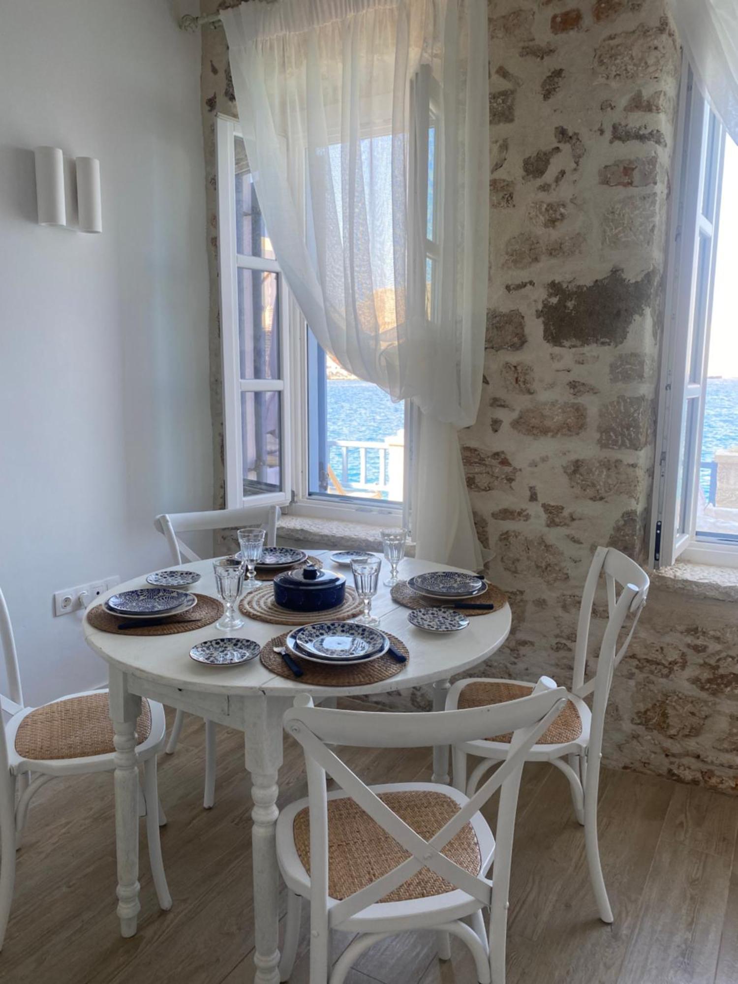 Halki Sea Breeze - A Waterfront Villa Dış mekan fotoğraf